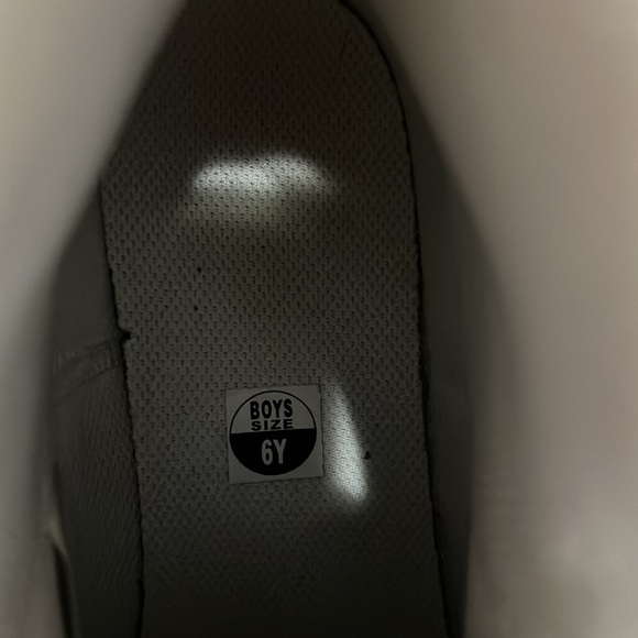 Nike Leather Animal Print Sneakers-EXCELLENT/Like New condition ⭐️⭐️⭐️⭐️. - Picture 6 of 6